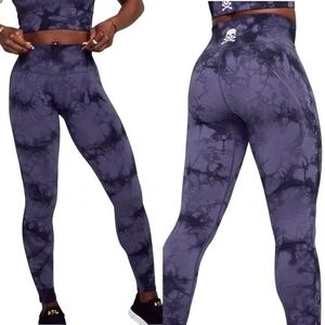 SET - Soulcycle Downtown Indigo Tie-Dye Leggings and Sports Bra